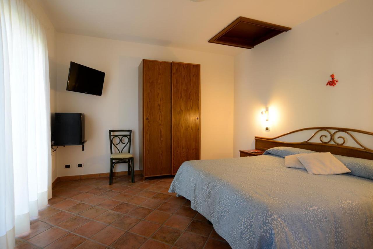 Agriturismo Piccolo Canyon Apartment Piano di Sorrento Bagian luar foto
